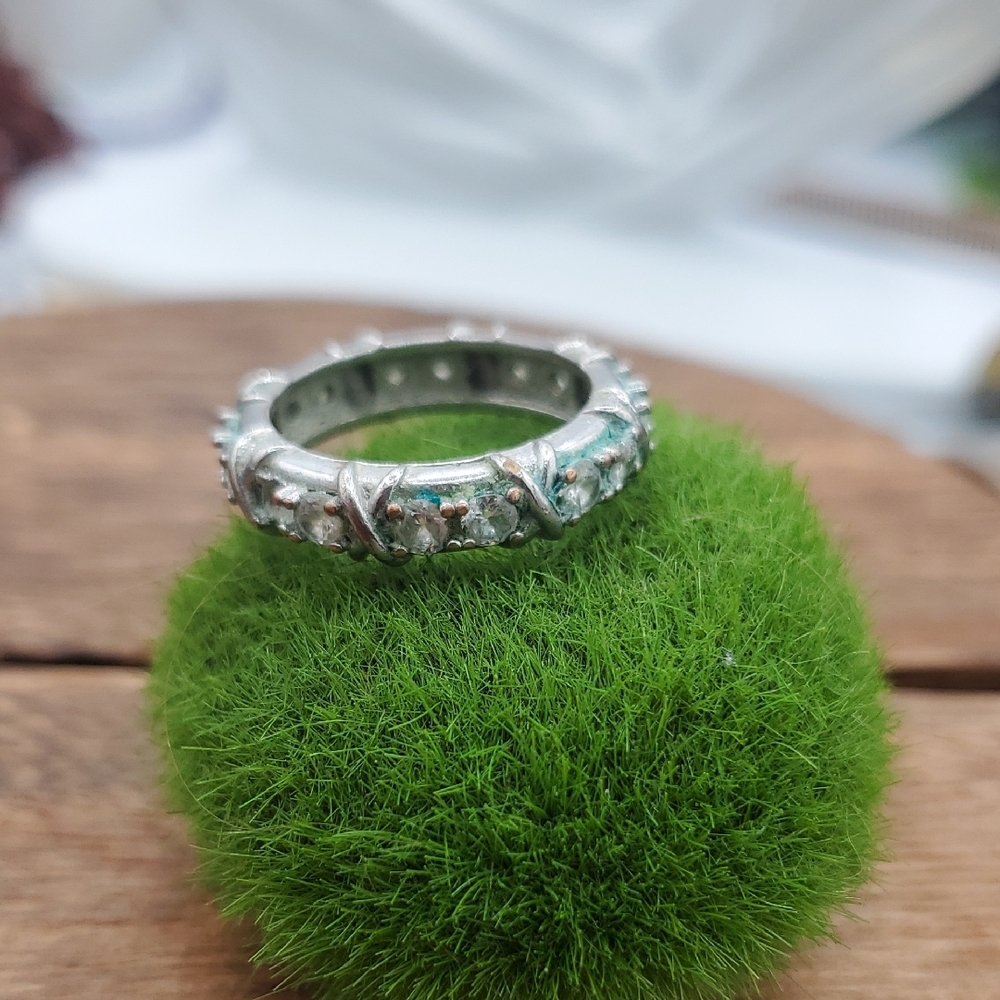 Sterling Size 7 R818